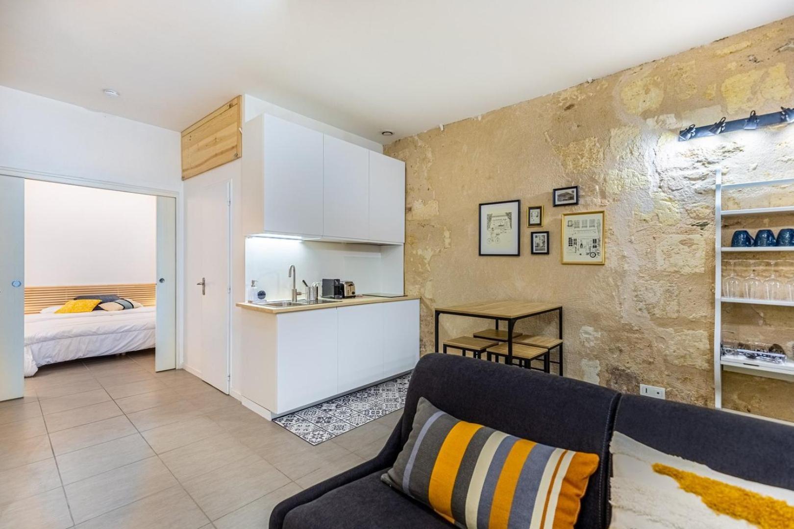 Guestready - Cozy Apt In Frederic & Isabelle Place ボルドー エクステリア 写真