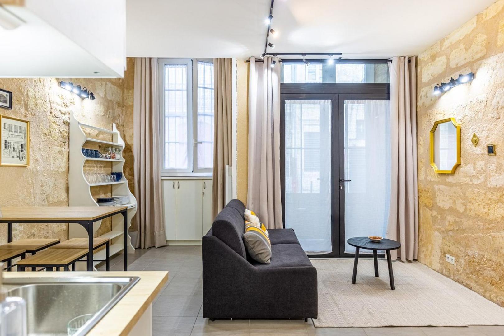Guestready - Cozy Apt In Frederic & Isabelle Place ボルドー エクステリア 写真